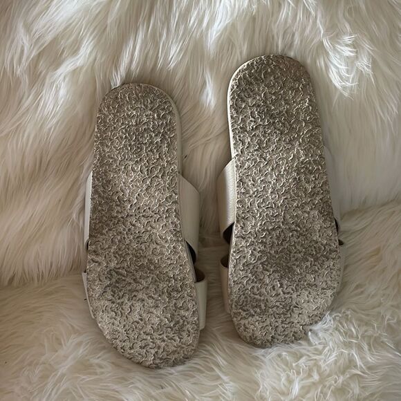 Saychelles cream slides - Picture 4 of 4